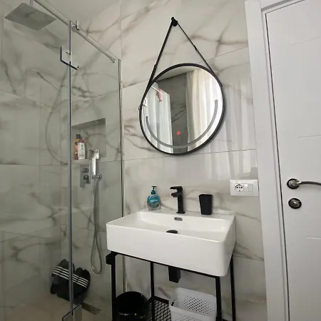 Daire Newly Renovated *